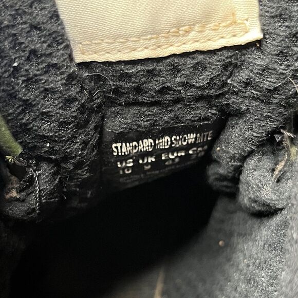 Nike Boys Court Borough Low Sneakers Black & Gold Size 7 YOUTH - Picture 2 of 8